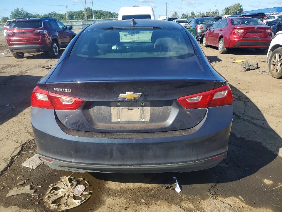 66010656 :رقم المزاد ، 1G1ZC5ST5HF256798 vin ، 2017 Chevrolet Malibu مزاد بيع