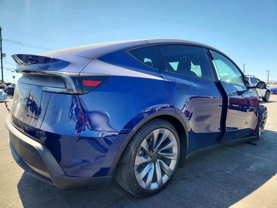 2026 Tesla Model Y მანქანა იყიდება აუქციონზე, vin: 7SAYGDEE8TF629881, აუქციონის ნომერი: 66251996