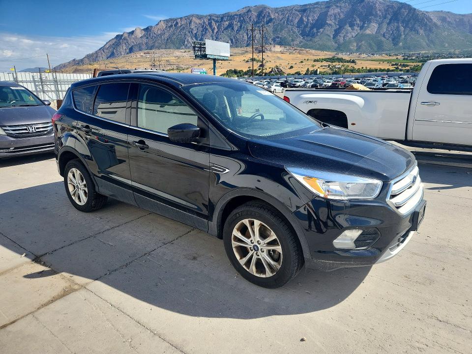 2019 Ford Escape მანქანა იყიდება აუქციონზე, vin: 1FMCU9GD9KUB03777, აუქციონის ნომერი: 65715156