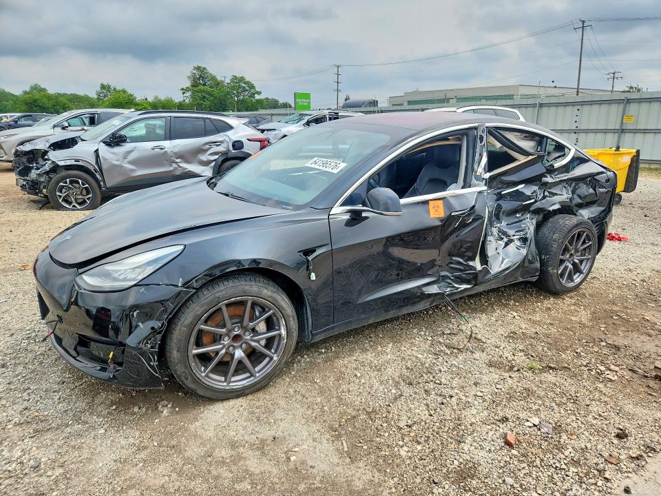 2018 Tesla Model 3 მანქანა იყიდება აუქციონზე, vin: 5YJ3E1EA0JF151980, აუქციონის ნომერი: 64196576