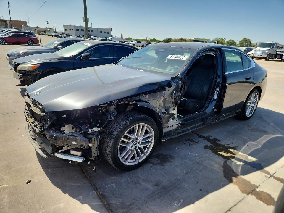 64984466 :رقم المزاد ، WBA43FJ08SCU13244 vin ، 2025 Bmw 530 مزاد بيع