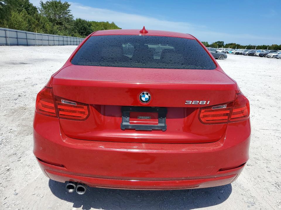 2013 Bmw 328 მანქანა იყიდება აუქციონზე, vin: WBA3A5C53DJ462631, აუქციონის ნომერი: 66215316
