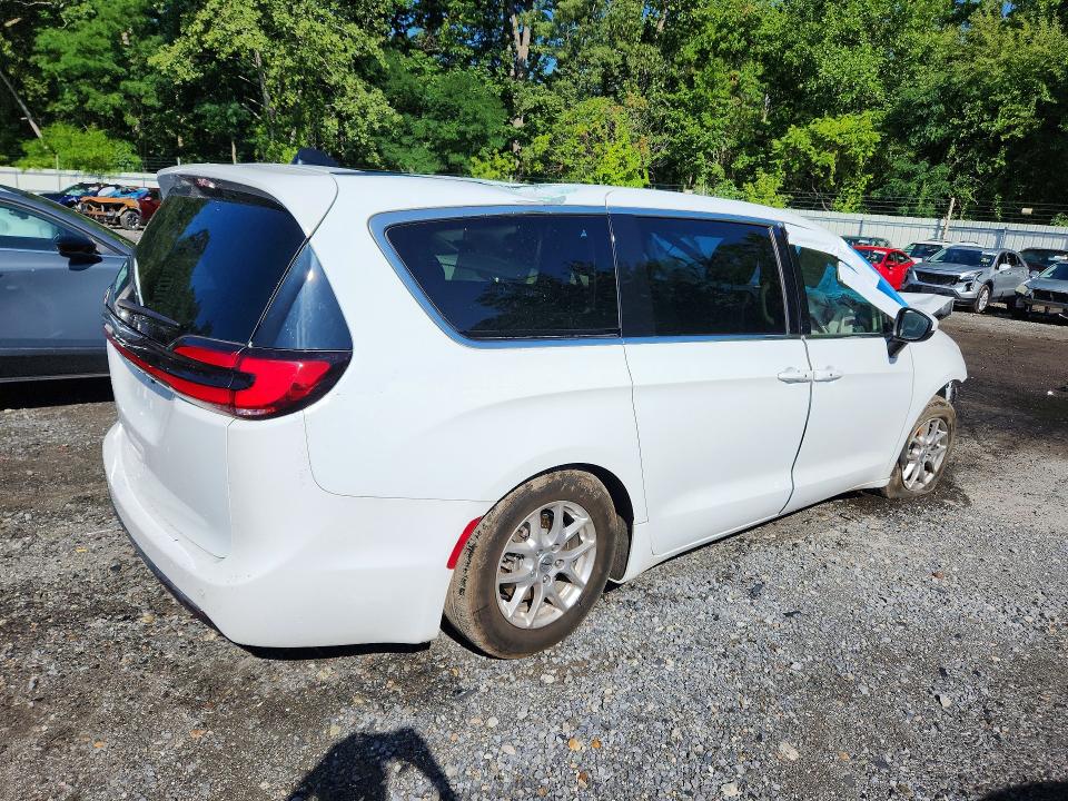 Aukcja sprzedaży 2023 Chrysler Pacifica, vin: 2C4RC1BGXPR561904, numer aukcji: 64825846