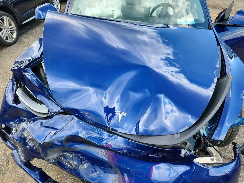 63258286 :رقم المزاد ، 7SAYGDEF9PF842689 vin ، 2023 Tesla Model Y مزاد بيع