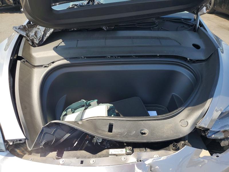 2025 Tesla Model Y მანქანა იყიდება აუქციონზე, vin: 7SAYGDEE0SF308075, აუქციონის ნომერი: 64156416
