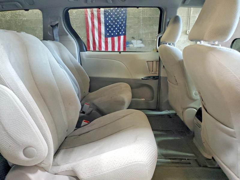 2014 Toyota Sienna მანქანა იყიდება აუქციონზე, vin: 5TDJK3DC1ES090560, აუქციონის ნომერი: 64929656