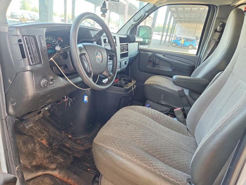 65236296 :رقم المزاد ، 1GTW7FCF4F1900413 vin ، 2015 Gmc Savana مزاد بيع