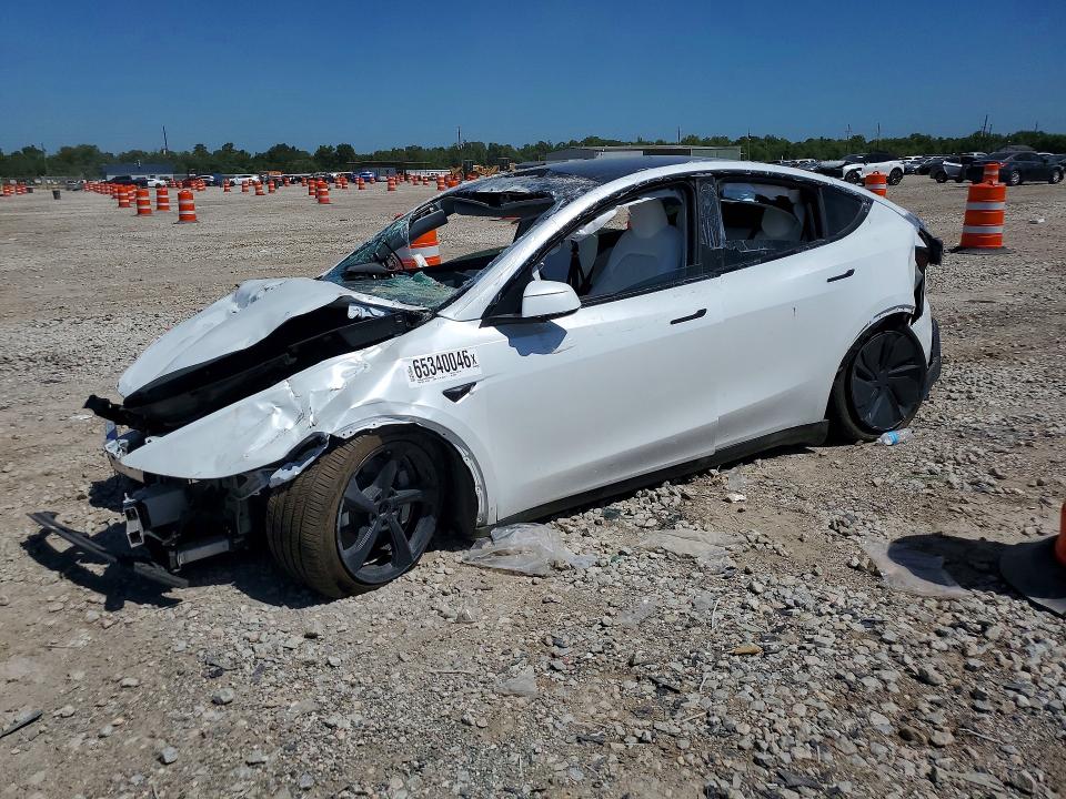 Продажа на аукционе авто 2026 Tesla Model Y, vin: 7SAYGDED8TA450728, номер лота: 65340046
