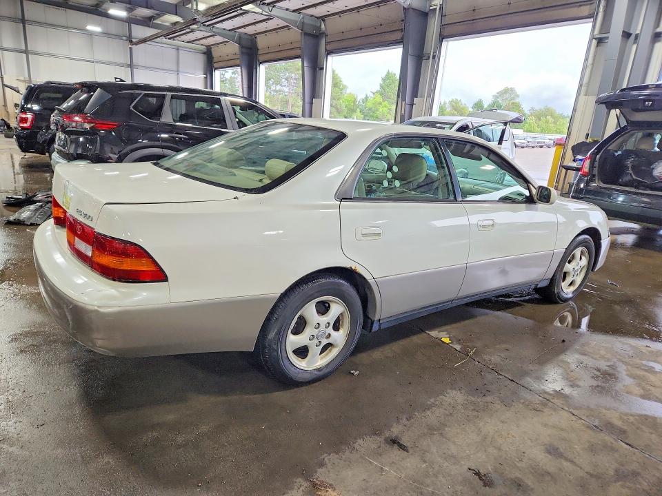 64302316 :رقم المزاد ، JT8BF22G8V5005176 vin ، 1997 Lexus Es مزاد بيع