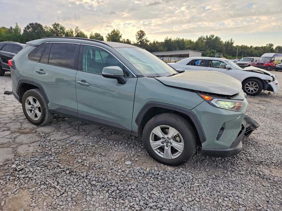 2021 Toyota Rav4 მანქანა იყიდება აუქციონზე, vin: 2T3W1RFV5MW118755, აუქციონის ნომერი: 65739816