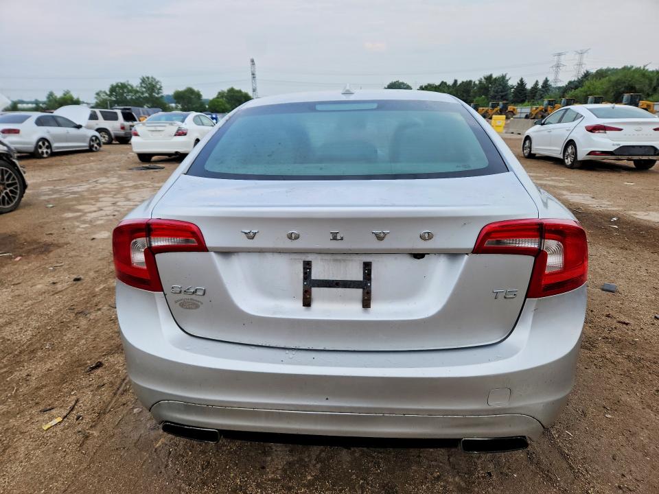 Продажа на аукционе авто 2014 Volvo S60, vin: YV1612FS5E1284152, номер лота: 63883046