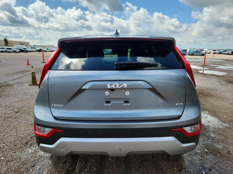 2026 Kia Niro მანქანა იყიდება აუქციონზე, vin: KNDCP3LE9T5362143, აუქციონის ნომერი: 64691416