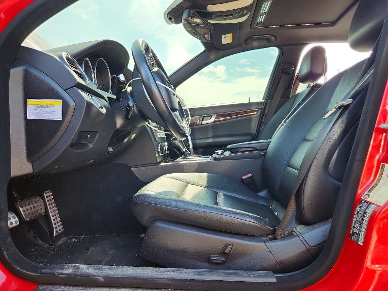 Продажа на аукционе авто 2013 Mercedes-benz C, vin: WDDGF4HB5DA790850, номер лота: 64993026
