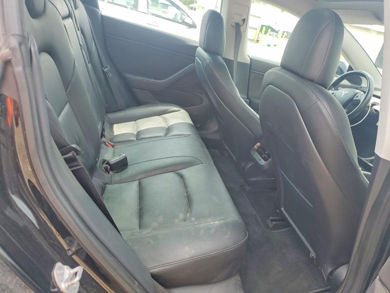 64983836 :رقم المزاد ، 5YJ3E1EB8JF127287 vin ، 2018 Tesla Model 3 مزاد بيع