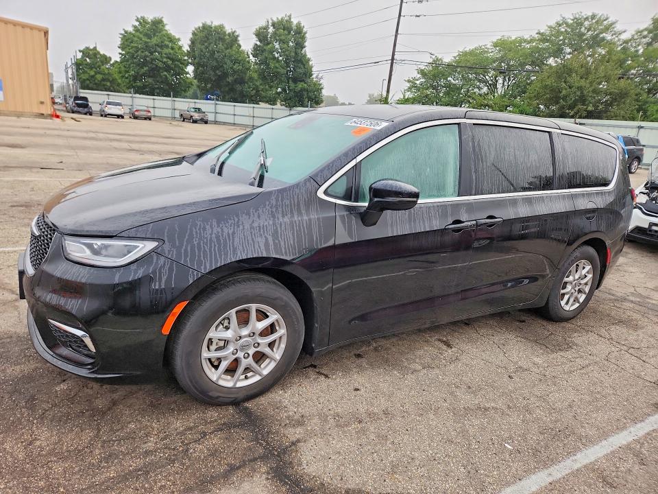 Продажа на аукционе авто 2024 Chrysler Pacifica, vin: 2C4RC1BG5RR136674, номер лота: 64537506