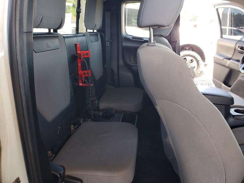 64817546 :رقم المزاد ، 3TYRX5GN8MT032364 vin ، 2021 Toyota Tacoma مزاد بيع