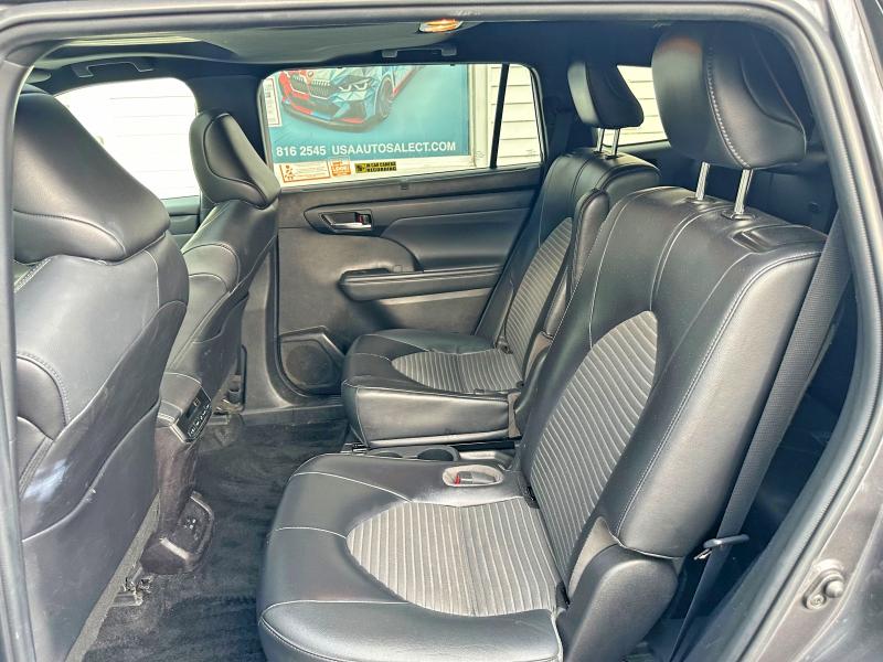 Продаж на аукціоні авто 2022 Toyota Highlander, vin: 5TDLZRBH9NS252439, номер лоту: 63988126