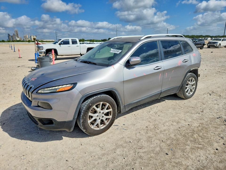 Продаж на аукціоні авто 2016 Jeep Cherokee, vin: 1C4PJLCB4GW160352, номер лоту: 64683596