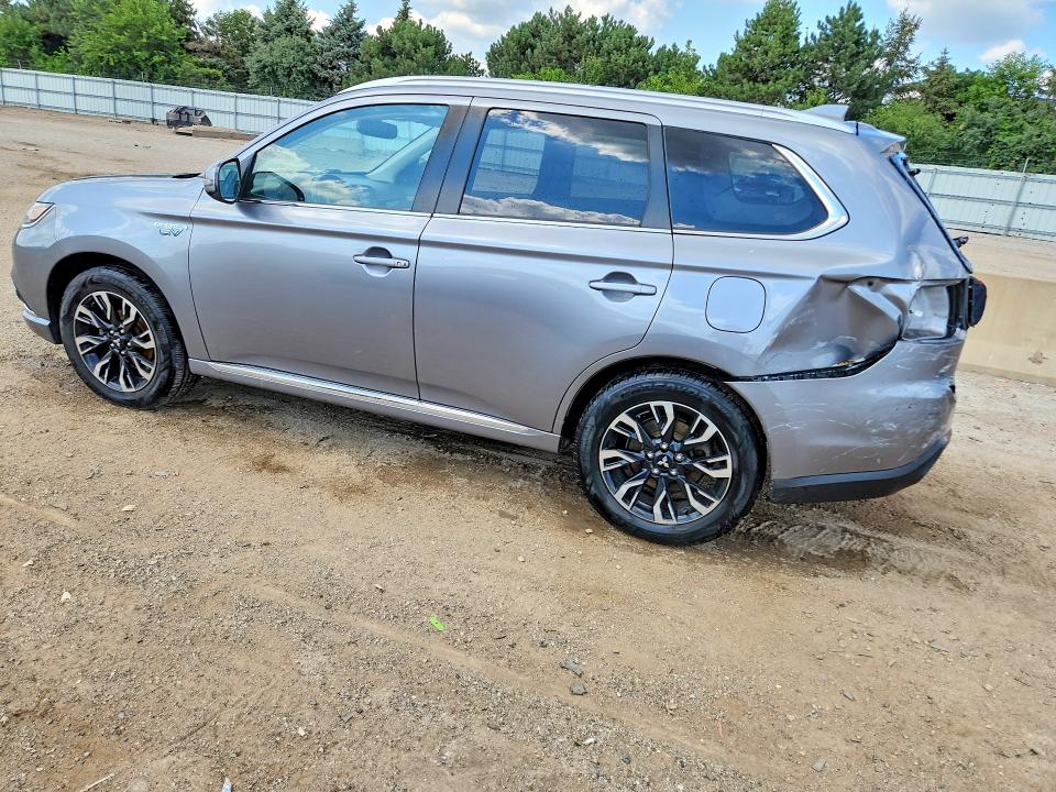 2018 Mitsubishi Outlander მანქანა იყიდება აუქციონზე, vin: JA4J24A5XJZ030372, აუქციონის ნომერი: 63582226