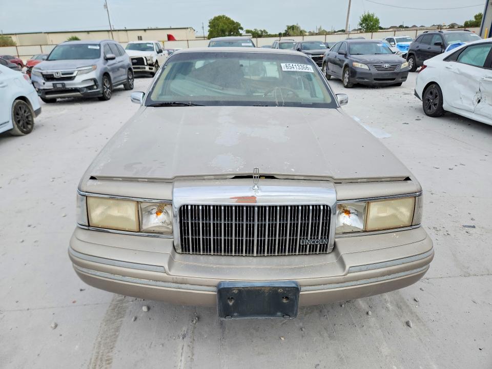 1994 Lincoln Town Car მანქანა იყიდება აუქციონზე, vin: 1LNLM82W3RY647410, აუქციონის ნომერი: 65413366