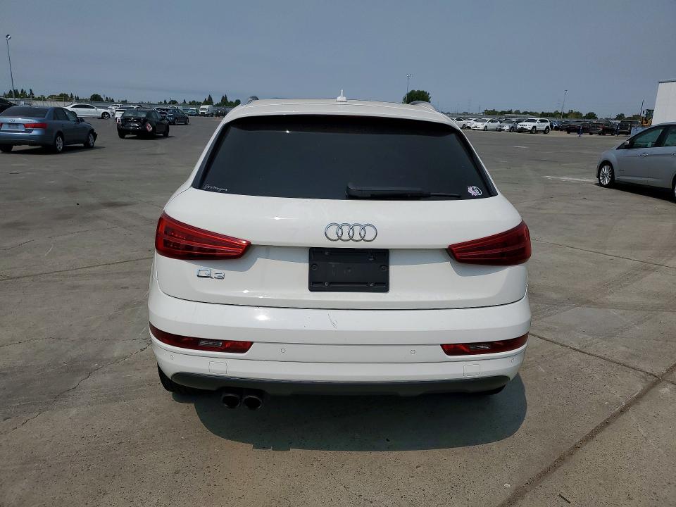 66805316 :رقم المزاد ، WA1BCCFS1JR012160 vin ، 2018 Audi Q3 مزاد بيع