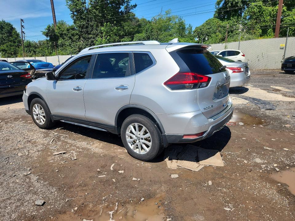 Aukcja sprzedaży 2018 Nissan Rogue, vin: KNMAT2MVXJP615421, numer aukcji: 66015916