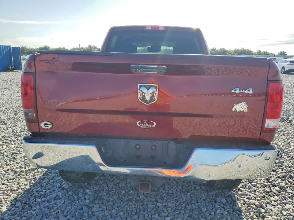 66580306 :رقم المزاد ، 3C6UR5CL4JG160607 vin ، 2018 Ram 2500 مزاد بيع