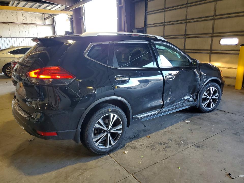 2017 Nissan Rogue მანქანა იყიდება აუქციონზე, vin: JN8AT2MV2HW276447, აუქციონის ნომერი: 65527236