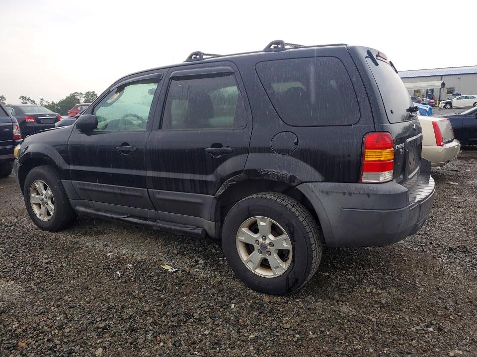 2005 Ford Escape მანქანა იყიდება აუქციონზე, vin: 1FMYU93165KA55785, აუქციონის ნომერი: 64699326