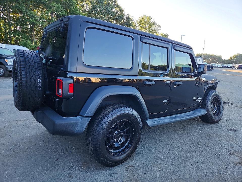2018 Jeep Wrangler Unlimited მანქანა იყიდება აუქციონზე, vin: 1C4HJXDGXJW220955, აუქციონის ნომერი: 66027186
