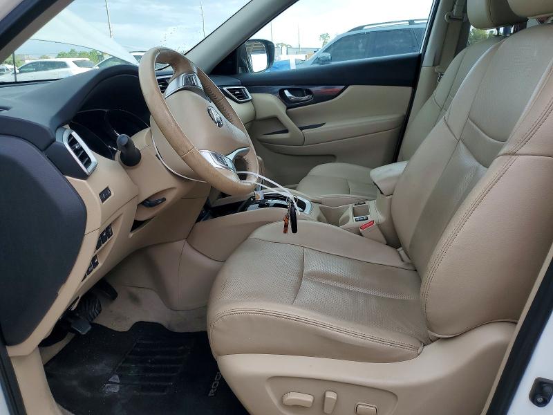 64004366 :رقم المزاد ، 5N1AT2MV9FC896007 vin ، 2015 Nissan Rogue مزاد بيع
