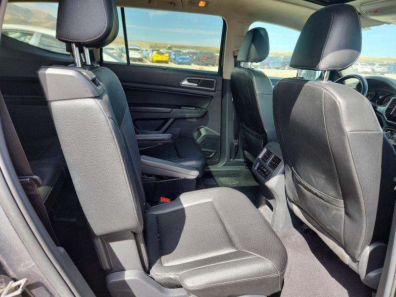 Продажа на аукционе авто 2018 Volkswagen Atlas, vin: 1V2MR2CA7JC571698, номер лота: 65672196