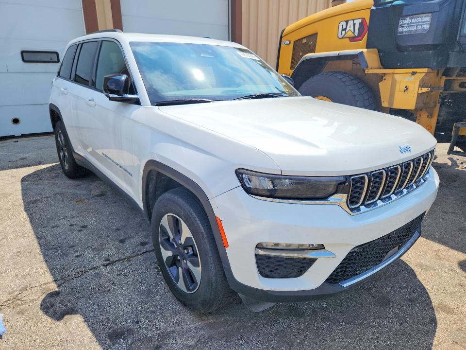 Продаж на аукціоні авто 2024 Jeep Grand Cherokee, vin: 1C4RJYB69RC115776, номер лоту: 64537286