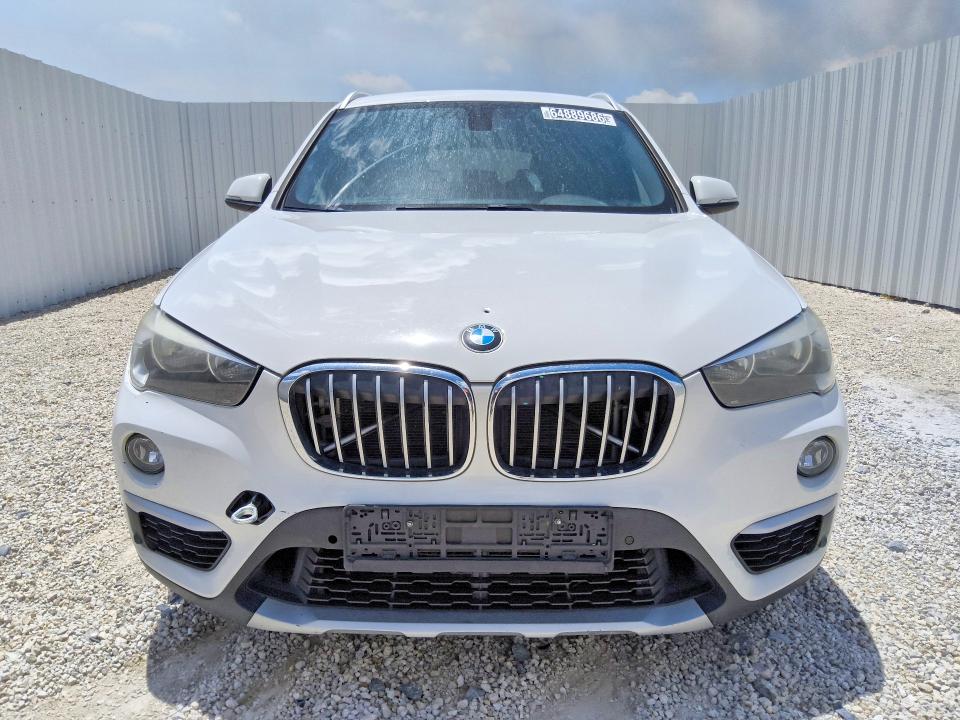 64889686 :رقم المزاد ، WBXHT3C39G5E52744 vin ، 2016 Bmw X1 مزاد بيع