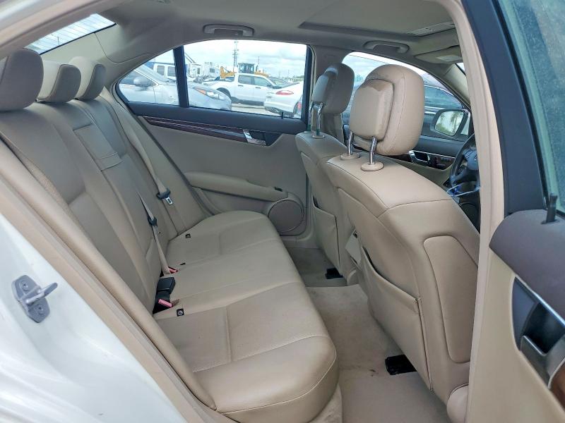 Продажа на аукционе авто 2009 Mercedes-benz C, vin: WDDGF54X49F211512, номер лота: 65823726