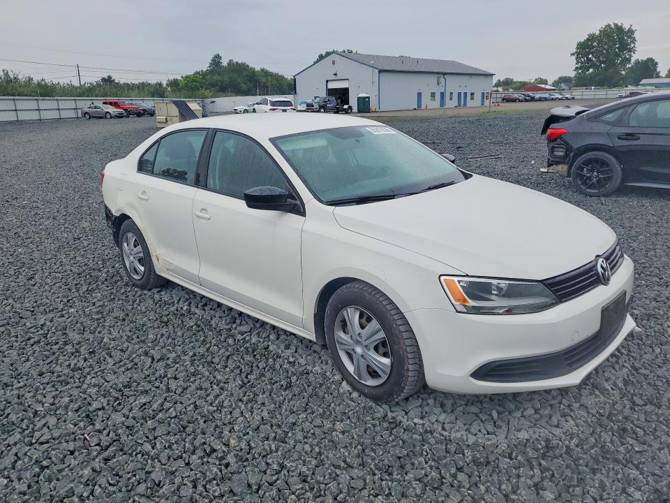 65810536 :رقم المزاد ، 3VW2K7AJXEM227930 vin ، 2014 Volkswagen Jetta مزاد بيع
