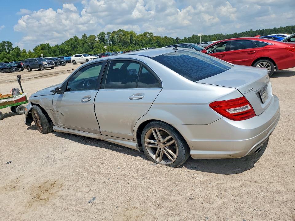Продаж на аукціоні авто 2014 Mercedes-benz C, vin: WDDGF4HB3EG206217, номер лоту: 64333416