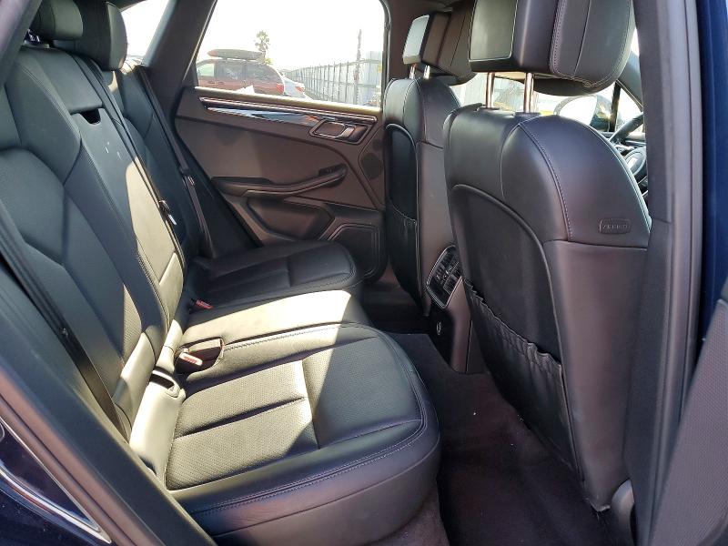 65734686 :رقم المزاد ، WP1AA2A58KLB05635 vin ، 2019 Porsche Macan مزاد بيع