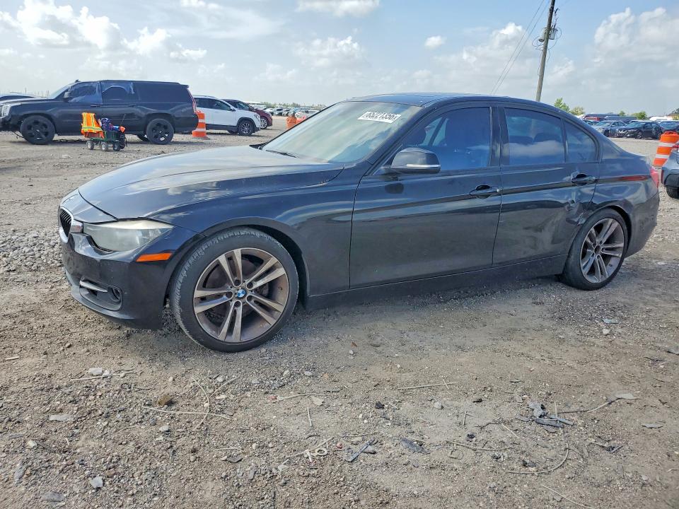 65221356 :رقم المزاد ، WBA3A5C53DF356926 vin ، 2013 Bmw 328 مزاد بيع
