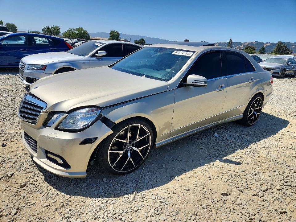 64147896 :رقم المزاد ، WDDHF5GB4BA275024 vin ، 2011 Mercedes-benz E مزاد بيع