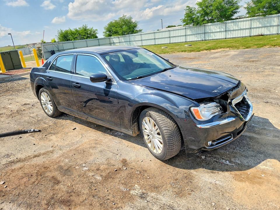 63761016 :رقم المزاد ، 2C3CCARG6EH255690 vin ، 2014 Chrysler 300 مزاد بيع