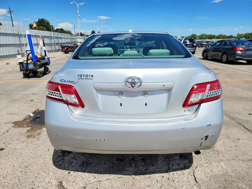 65170906 :رقم المزاد ، 4T1BF3EK6BU138104 vin ، 2011 Toyota Camry مزاد بيع