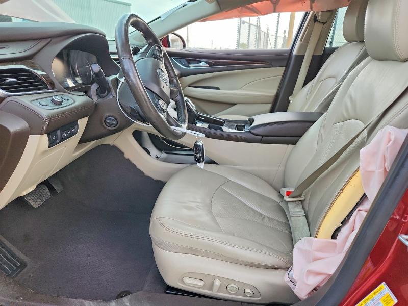 64703526 :رقم المزاد ، 1G4ZR5SS6HU161560 vin ، 2017 Buick Lacrosse مزاد بيع