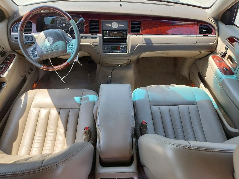 Продаж на аукціоні авто 2003 Lincoln Town Car, vin: 1LNHM82W23Y641806, номер лоту: 65394026