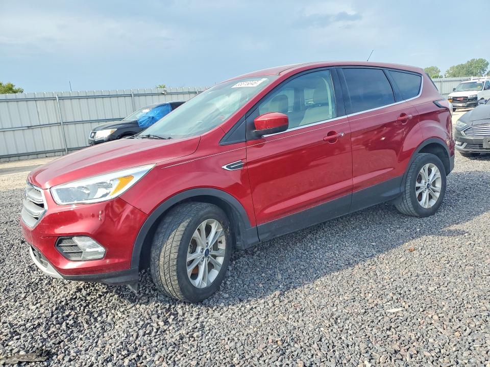 2017 Ford Escape მანქანა იყიდება აუქციონზე, vin: 1FMCU0GD6HUC23315, აუქციონის ნომერი: 65815046