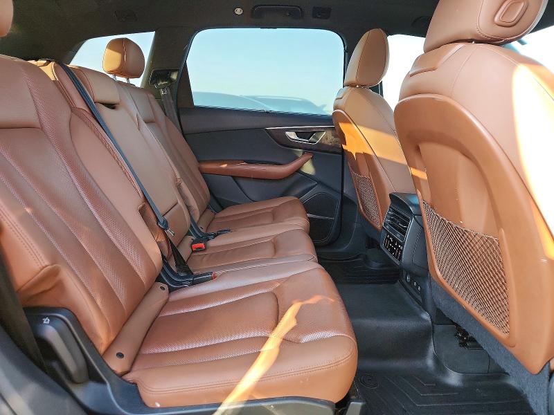 65851676 :رقم المزاد ، WA1LXAF79MD023529 vin ، 2021 Audi Q7 مزاد بيع