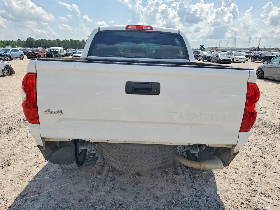 Продаж на аукціоні авто 2014 Toyota Tundra, vin: 5TFAW5F17EX388911, номер лоту: 62472566