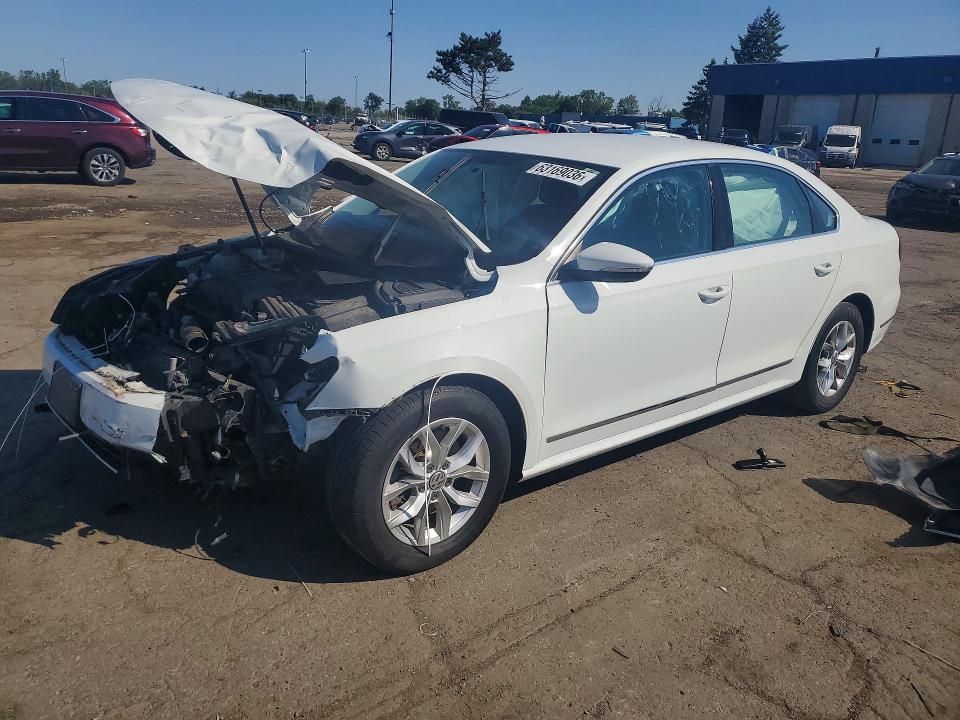 2017 Volkswagen Passat მანქანა იყიდება აუქციონზე, vin: 1VWAT7A36HC007927, აუქციონის ნომერი: 63169036