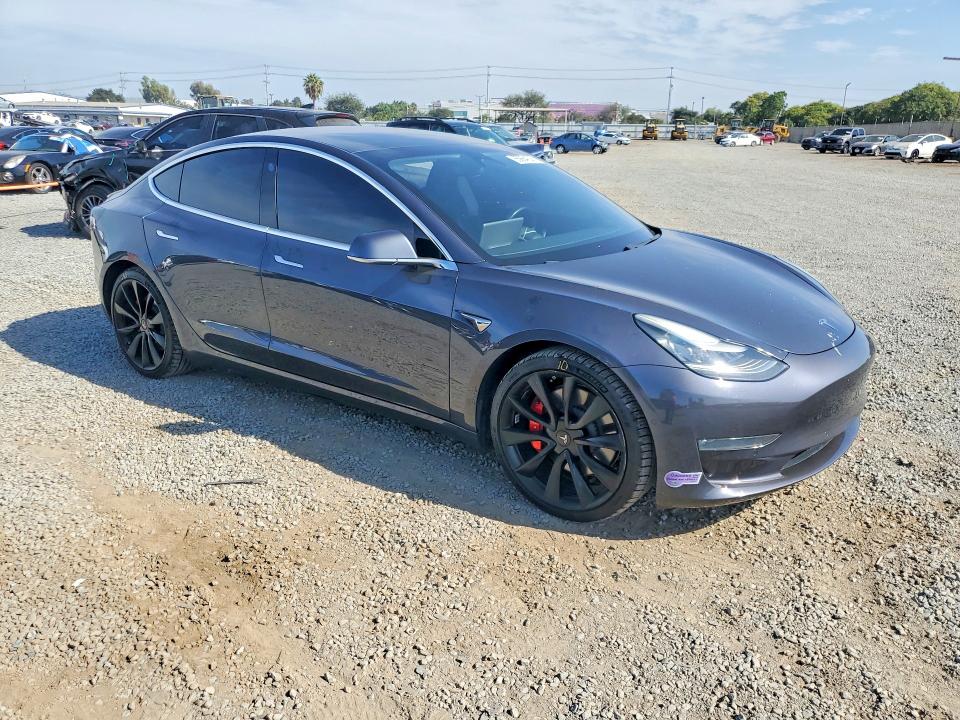 Продажа на аукционе авто 2019 Tesla Model 3, vin: 5YJ3E1EB7KF392770, номер лота: 65884236