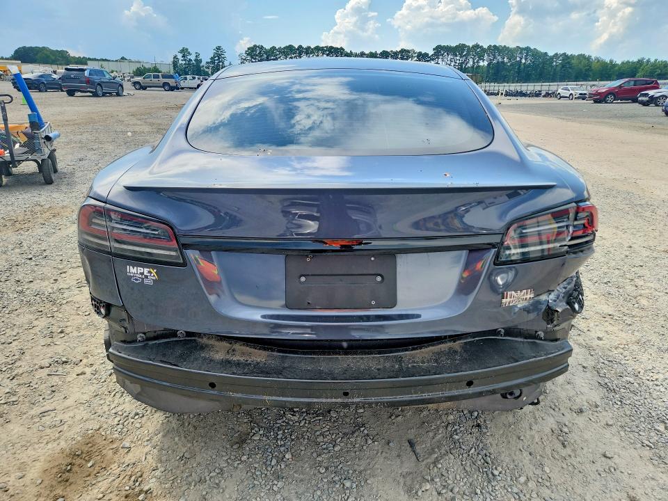 Продажа на аукционе авто 2022 Tesla Model S, vin: 5YJSA1E65NF472969, номер лота: 64086516